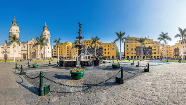 City Tour Lima com Circuito Mágico das Águas