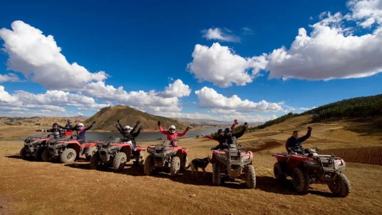 Tour de Quadriciclos de Meio Dia: Maras, Moray e Lagoas Huaypo – Piuray